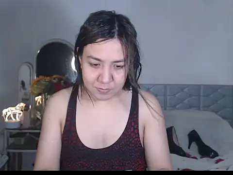 stellahugeX online show from October 13, 2025, 11:21 am