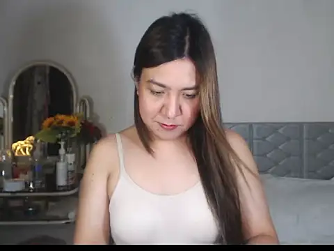 stellahugeX online show from January 11, 2026, 4:56 pm