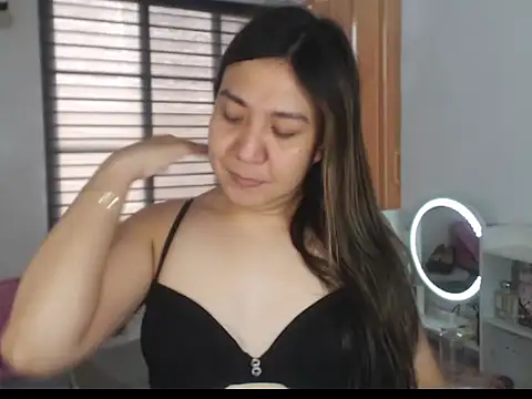 stellahugeX online show from February 12, 2026, 7:36 am