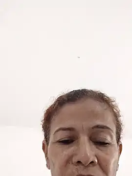 Snapshot of Merybeks chatting on October 13, 2025, 10:48 am Merybeks online show from October 13, 2025, 10:48 am