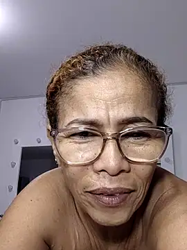 Merybeks online show from February 9, 2026, 10:41 am