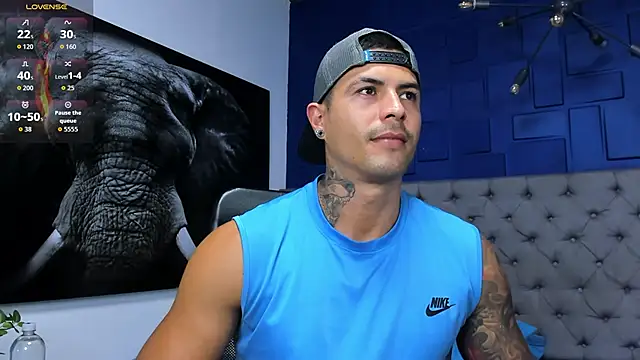 Snapshot of andres-clark92 chatting on June 2, 2026, 4:20 pm andres-clark92 online show from June 2, 2026, 4:20 pm