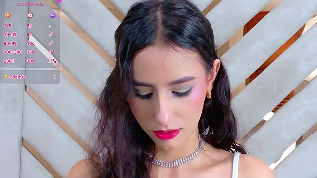 Snapshot of Sarah-Grace chatting on October 7, 2025, 2:42 am Sarah-Grace online show from October 7, 2025, 2:42 am