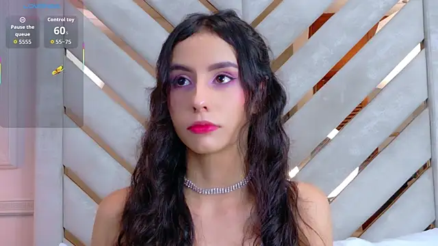 Snapshot of Sarah-Grace chatting on October 10, 2025, 2:54 am Sarah-Grace online show from October 10, 2025, 2:54 am