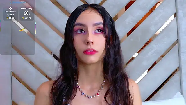 Snapshot of Sarah-Grace chatting on October 27, 2025, 2:48 am Sarah-Grace online show from October 27, 2025, 2:48 am