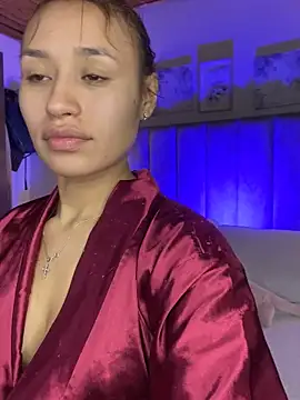 Snapshot of juliana-mancini chatting on September 30, 2025, 6:02 pm juliana-mancini online show from September 30, 2025, 6:02 pm