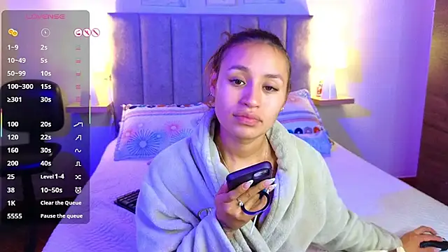 Snapshot of juliana-mancini chatting on October 26, 2025, 5:52 pm juliana-mancini online show from October 26, 2025, 5:52 pm