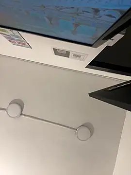 Snapshot of ALANNFERRER chatting on October 10, 2025, 10:14 am ALANNFERRER online show from October 10, 2025, 10:14 am