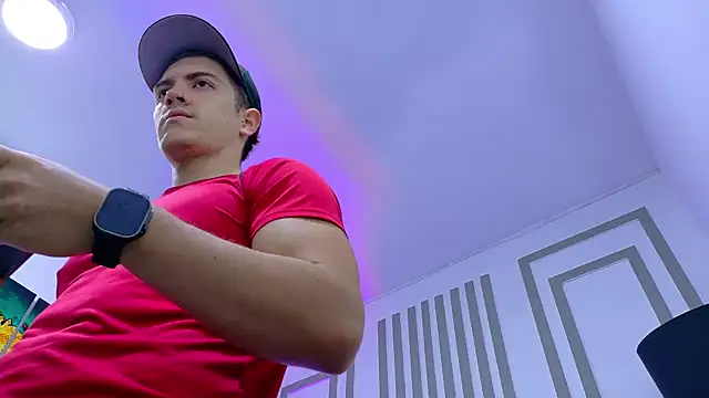 Snapshot of ALANNFERRER chatting on October 16, 2025, 10:16 am ALANNFERRER online show from October 16, 2025, 10:16 am