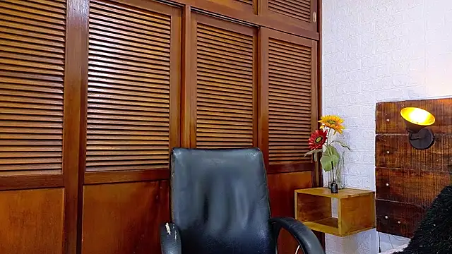 Snapshot of ALANNFERRER chatting on October 20, 2025, 10:16 am ALANNFERRER online show from October 20, 2025, 10:16 am