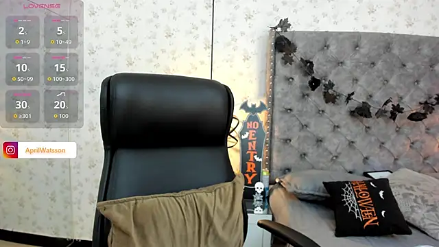 Snapshot of Aprilwatson chatting on October 25, 2025, 7:30 pm Aprilwatson online show from October 25, 2025, 7:30 pm