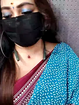 Snapshot of Cutie_nila26 chatting on September 22, 2025, 6:04 am Cutie nila26 online show from September 22, 2025, 6:04 am