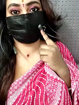 Snapshot of Cutie_nila26 chatting on October 3, 2025, 6:21 am Cutie nila26 online show from October 3, 2025, 6:21 am