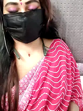 Snapshot of Cutie_nila26 chatting on October 10, 2025, 5:50 am Cutie nila26 online show from October 10, 2025, 5:50 am