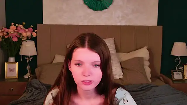 Snapshot of Gaby_Essen chatting on October 11, 2025, 8:51 pm Gaby Essen online show from October 11, 2025, 8:51 pm