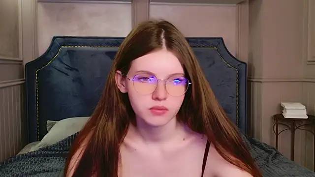 Snapshot of Gaby_Essen chatting on February 21, 2026, 9:16 pm Gaby Essen online show from February 21, 2026, 9:16 pm