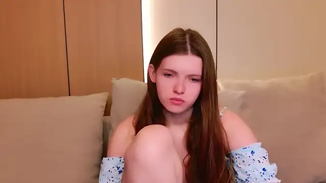 Snapshot of Gaby_Essen chatting on March 13, 2026, 8:37 pm Gaby Essen online show from March 13, 2026, 8:37 pm