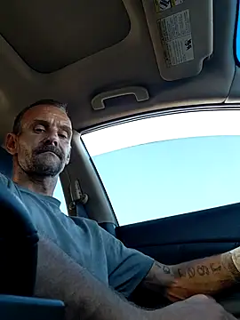 Snapshot of Hungwell1515 chatting on October 16, 2025, 10:00 pm Hungwell1515 online show from October 16, 2025, 10:00 pm