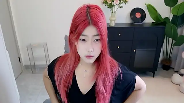 xiaouli online show from September 20, 2025, 3:29 am