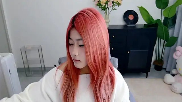 xiaouli online show from October 5, 2025, 2:21 am