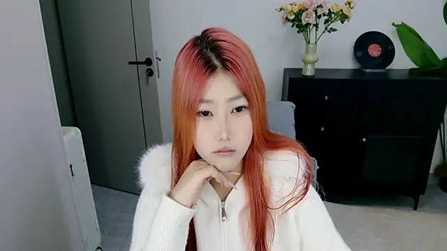 xiaouli online show from October 17, 2025, 1:53 am