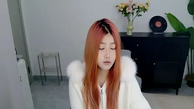 xiaouli online show from October 25, 2025, 2:08 am