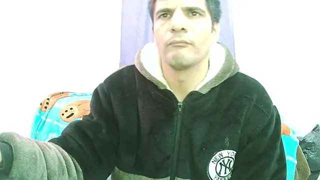 Snapshot of Braulio_master chatting on October 20, 2025, 10:21 pm Braulio master online show from October 20, 2025, 10:21 pm