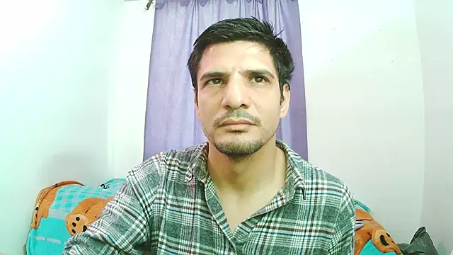 Snapshot of Braulio_master chatting on October 25, 2025, 12:02 pm Braulio master online show from October 25, 2025, 12:02 pm