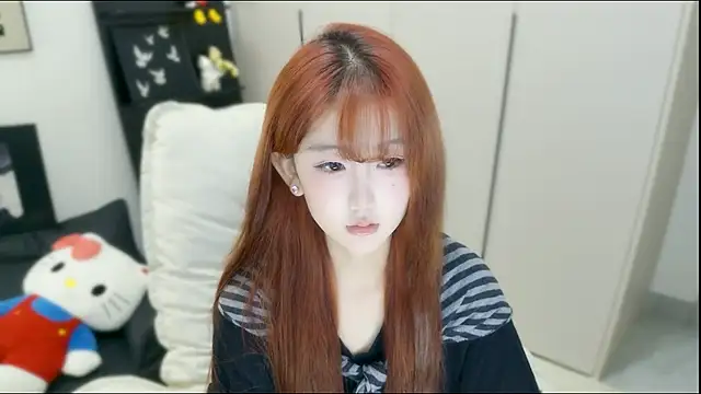 wanzi-1229 online show from October 11, 2025, 9:30 am