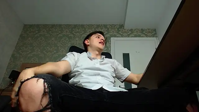 FelixStarkk online show from November 9, 2025, 5:39 am