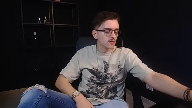 Snapshot of FelixStarkk chatting on June 14, 2026, 4:14 am FelixStarkk online show from June 14, 2026, 4:14 am