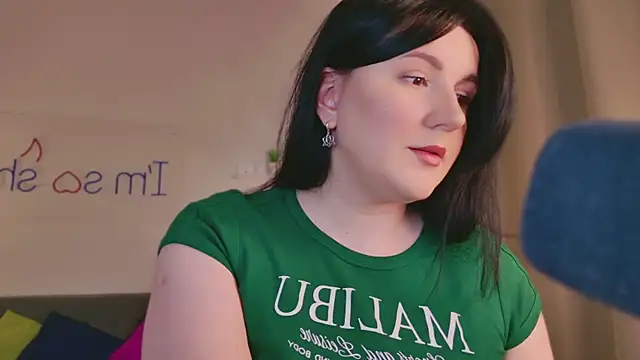 Snapshot of love_me__tonight_ chatting on January 7, 2026, 11:40 pm love me tonight online show from January 7, 2026, 11:40 pm