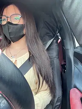 Linh 2004 online show from October 9, 2025, 5:38 am