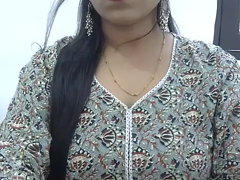 Snapshot of LIYO_ chatting on October 16, 2025, 5:41 am LIYO  online show from October 16, 2025, 5:41 am