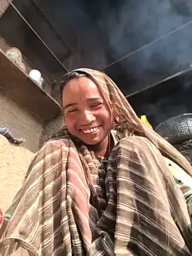 Hot raaani online show from January 14, 2026, 4:40 am