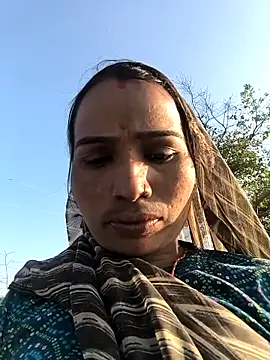 Hot raaani online show from February 6, 2026, 11:13 am