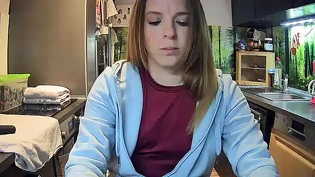 Snapshot of SexyMilf_37 chatting on September 26, 2025, 8:02 pm SexyMilf 37 online show from September 26, 2025, 8:02 pm