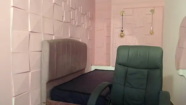 Snapshot of katalina07_1 chatting on September 29, 2025, 3:28 pm katalina07 1 online show from September 29, 2025, 3:28 pm