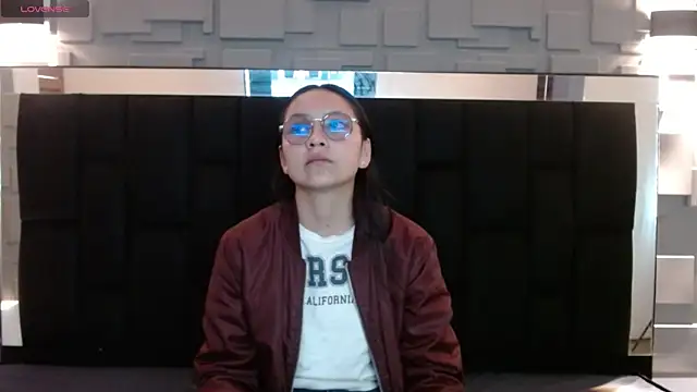 Snapshot of katalina07_1 chatting on October 7, 2025, 2:25 pm katalina07 1 online show from October 7, 2025, 2:25 pm