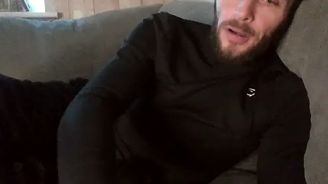 MasterJakeJohns online show from December 3, 2025, 10:46 am