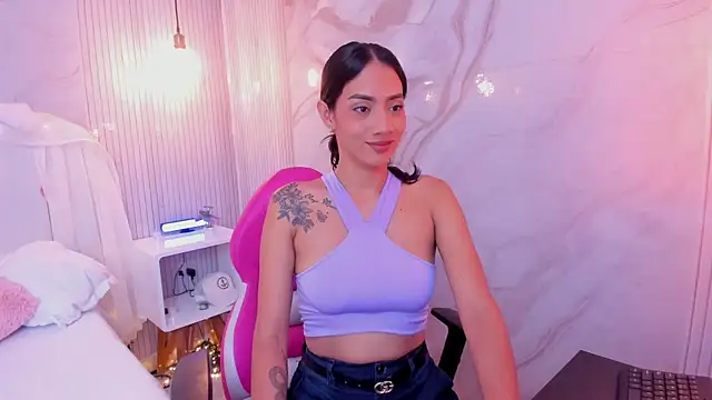 Snapshot of luna_hot_ass chatting on September 15, 2025, 10:10 pm luna hot ass online show from September 15, 2025, 10:10 pm