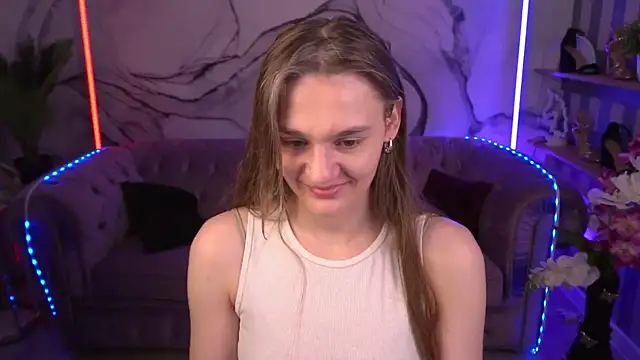 DiamondGoldie online show from September 12, 2025, 6:46 am