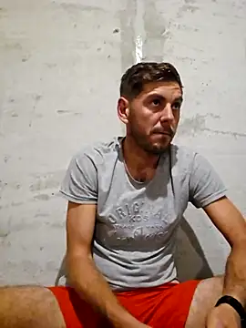 Snapshot of Alex-andru88 chatting on October 18, 2025, 4:19 pm Alex-andru88 online show from October 18, 2025, 4:19 pm