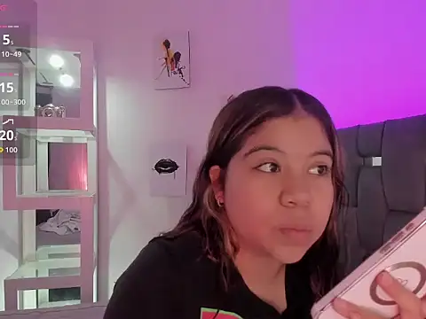 MafeStar777 online show from March 19, 2026, 4:00 pm