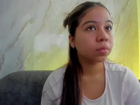 MafeStar777 online show from March 26, 2026, 2:22 pm