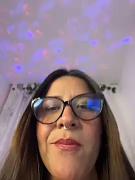 Linda Bellucci online show from May 16, 2026, 5:04 am