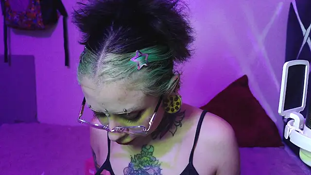 vainilla doll online show from May 10, 2026, 2:17 am