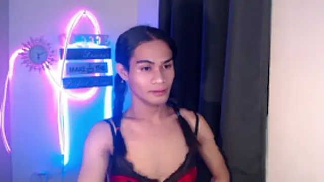 Snapshot of bellalot chatting on October 13, 2025, 3:23 pm bellalot online show from October 13, 2025, 3:23 pm