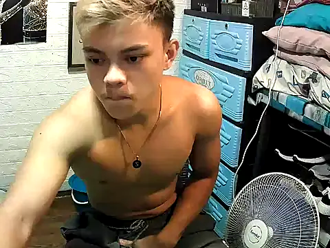 Pinoy slutcummer69 online show from November 15, 2025, 8:33 am