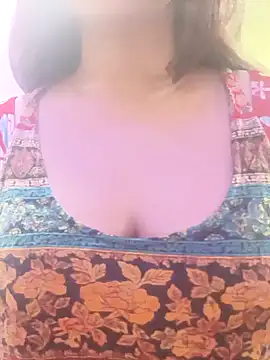 Naina 007 online show from September 20, 2025, 4:41 pm